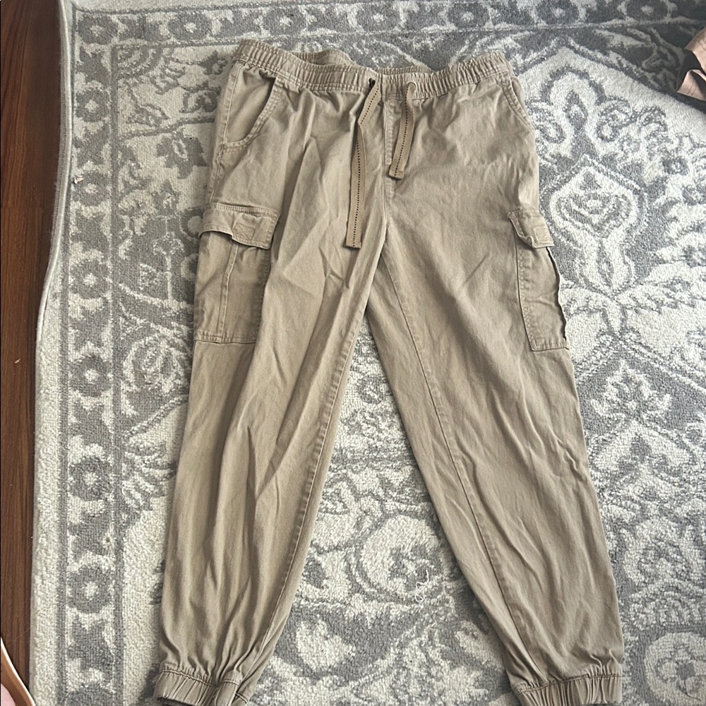Galaxy By Harvic Men's Beige Cargo Pants
